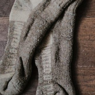 Pebble trail socks